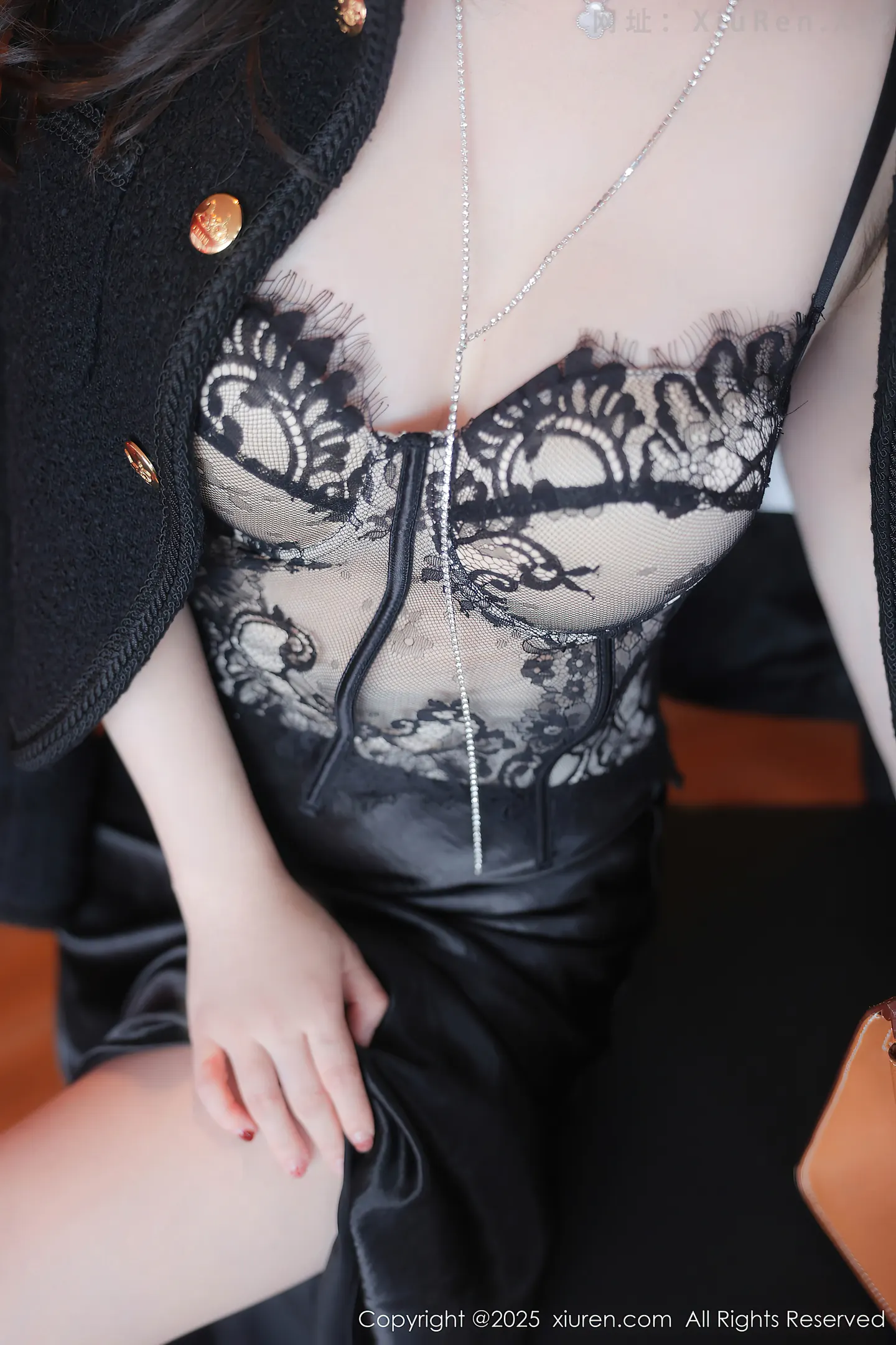 图片[6]-[XiuRen秀人网] VOL.10357 模特白茹雪abby性感黑色蕾丝轻透情趣服饰秀丰腴身材诱惑写真79P-秀人网官方网站